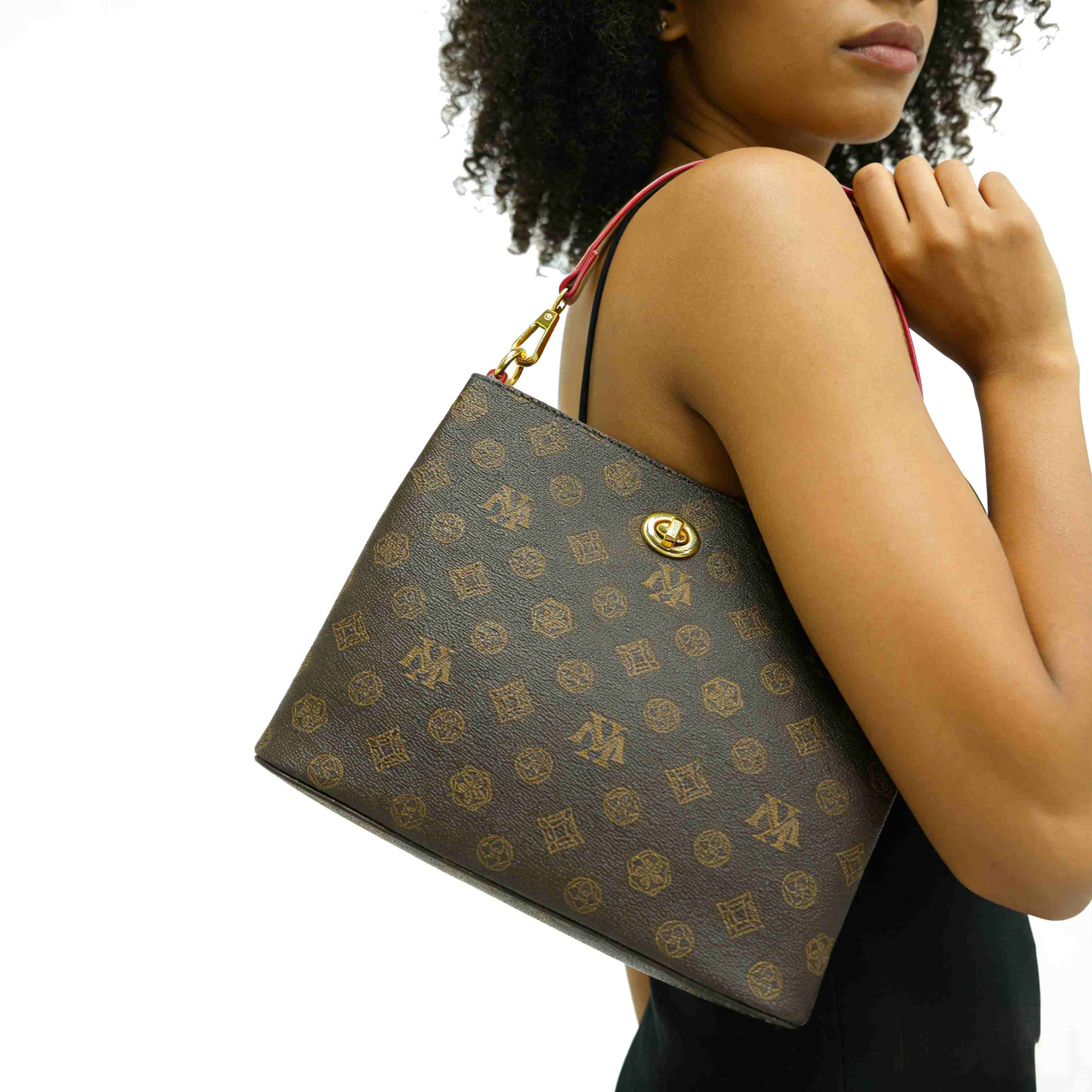 Large capacity bucket bag