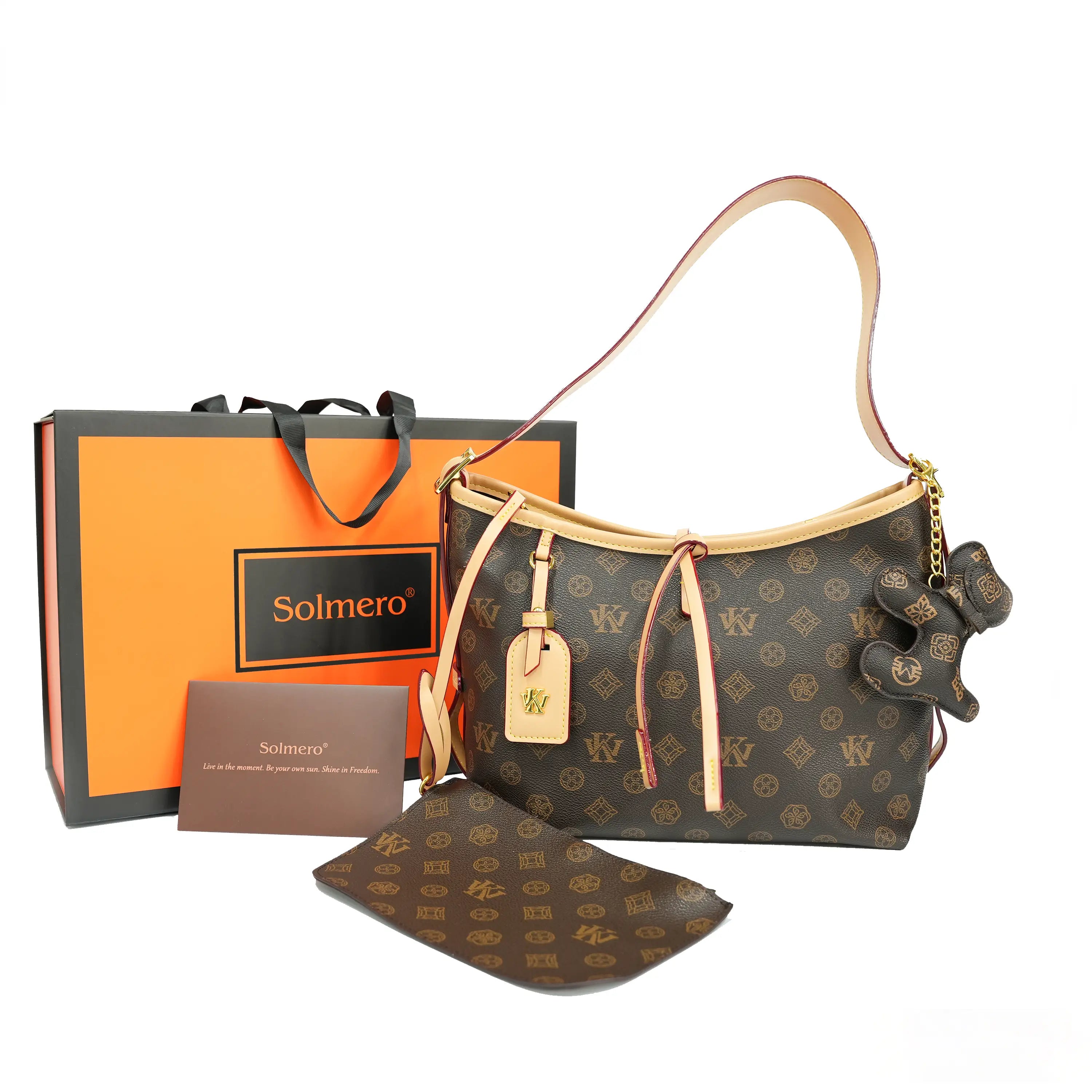 Bolso de hombro y llavero de cachorro